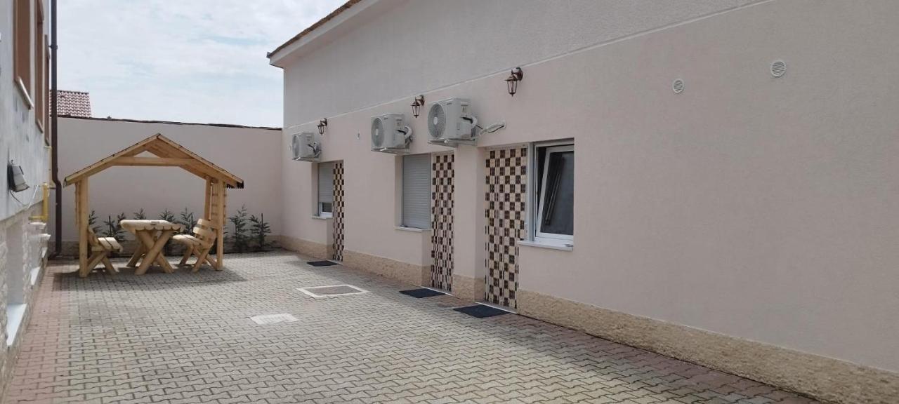 Cazare Hofmann Arad Exterior photo